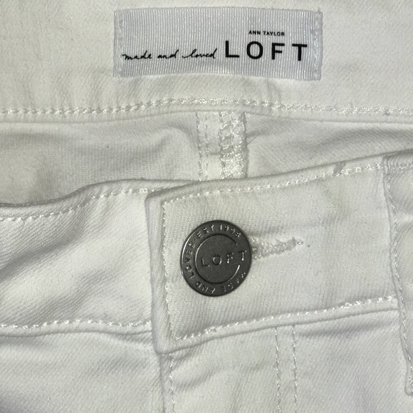 🌸 SOLD🌸The Loft Jeans. Fringe bottom. Size 26/2 - Picture 5 of 6